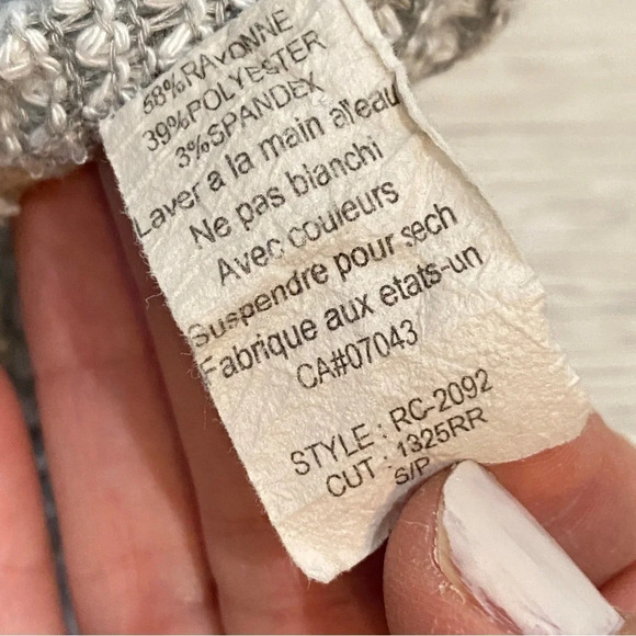 Rolla Coaster Y2K Light Grey Lace Knit Crop Top Size S - Picture 11 of 16